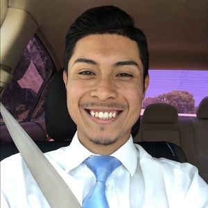 Meet your Posher, Moises